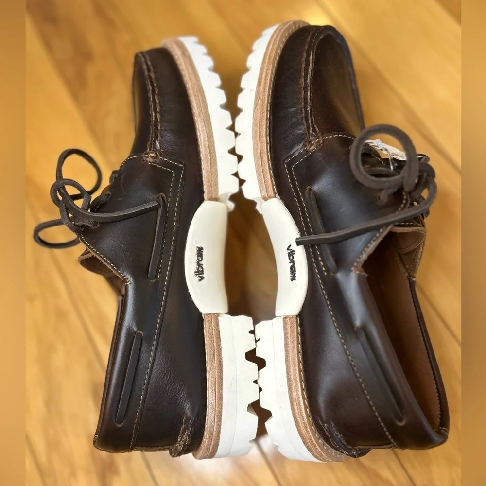 Sperry features brown